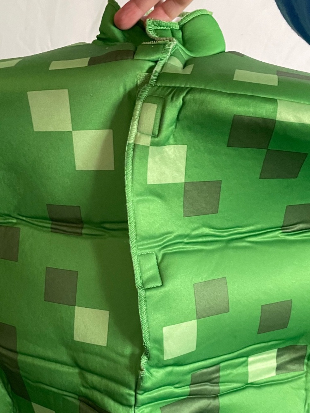 EUC Minecraft Creeper Child Halloween Costume Size Small (4-6) - Picture 7 of 14
